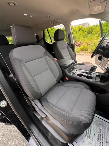 Photo of 2020 Mosaic Black Metallic Chevrolet Traverse
