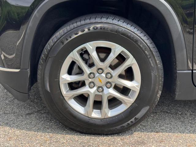 Photo of 2020 Mosaic Black Metallic Chevrolet Traverse