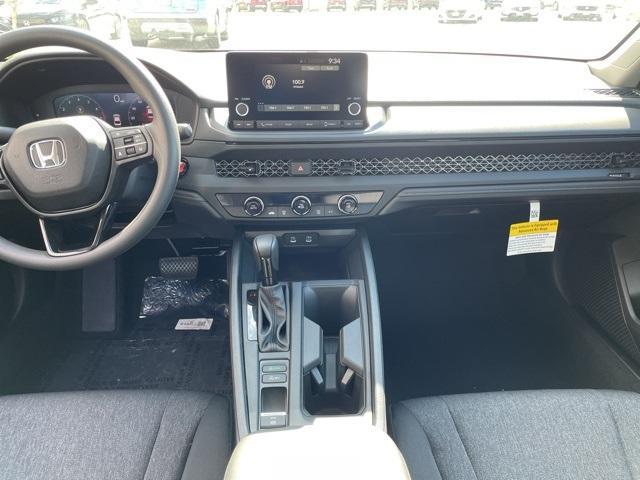 Photo of 2025 Meteorite Gray Metallic Honda Accord