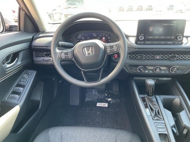 Photo of 2025 Meteorite Gray Metallic Honda Accord