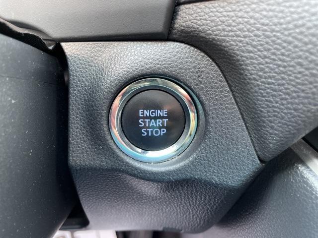 Photo of 2019 Ruby Flare Pearl Toyota RAV4