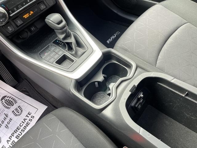 Photo of 2019 Ruby Flare Pearl Toyota RAV4