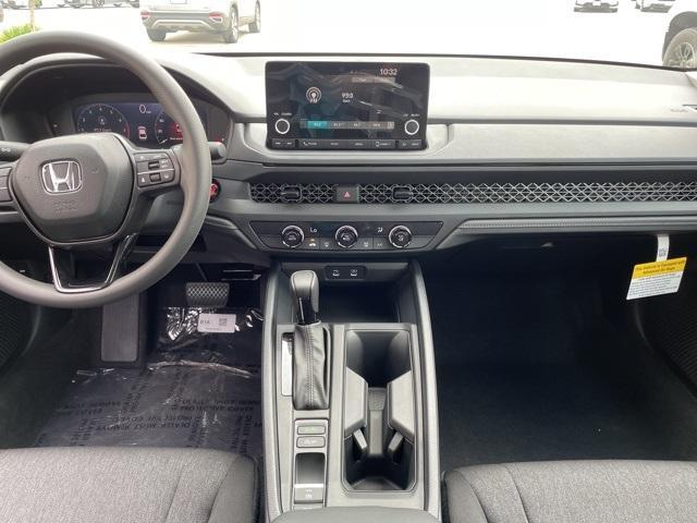 Photo of 2025 Meteorite Gray Metallic Honda Accord