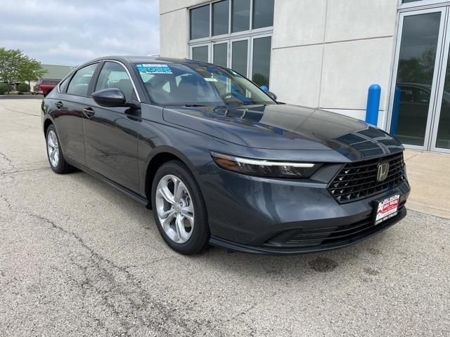 Photo of 2025 Meteorite Gray Metallic Honda Accord