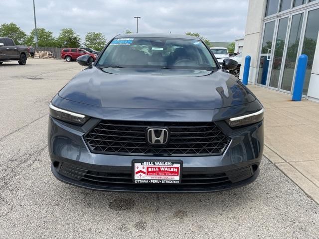 Photo of 2025 Meteorite Gray Metallic Honda Accord
