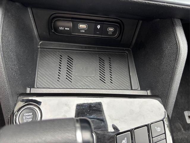 Photo of 2023 Ebony Black Kia Sportage