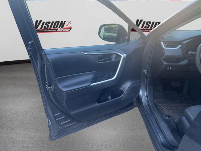 Photo of 2024 Gray Toyota RAV4