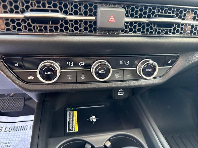 Photo of 2024 Milano Red Honda HR-V