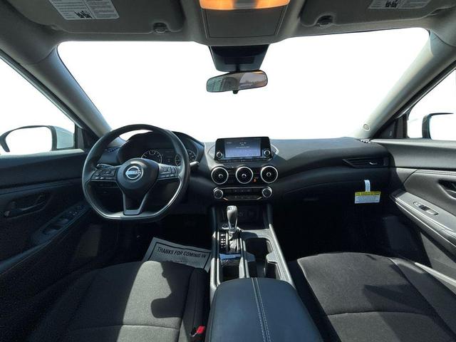 Photo of 2025 Cloud White Nissan Sentra