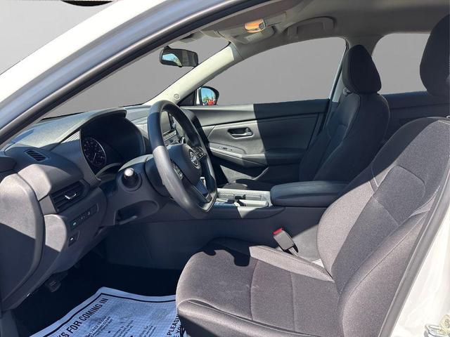 Photo of 2025 Cloud White Nissan Sentra