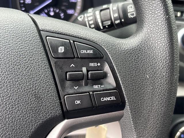 Photo of 2018 Molten Silver Hyundai TUCSON