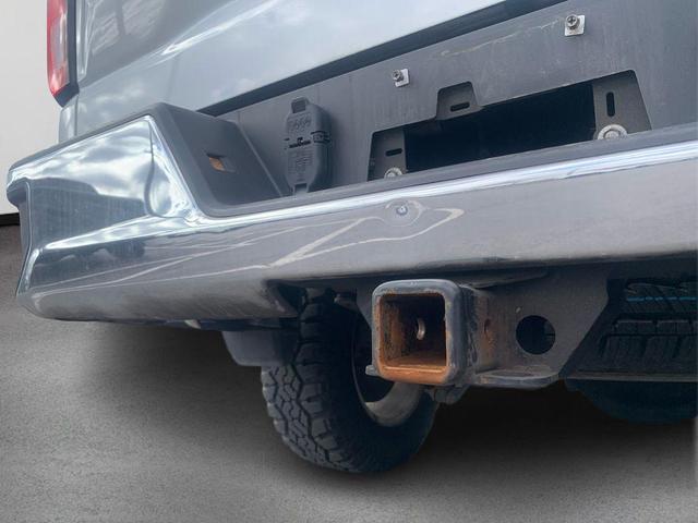 Photo of 2023 Summit White GMC Sierra 1500