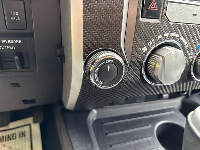 Photo of 2016 Magnetic Gray Metallic Toyota Tundra