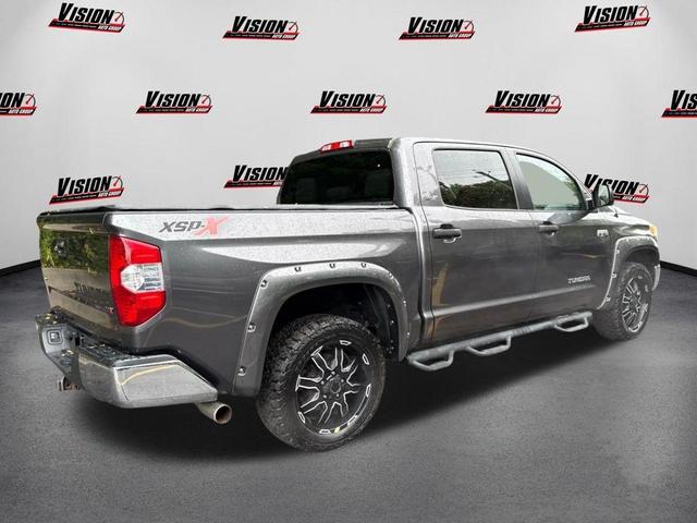 Photo of 2016 Magnetic Gray Metallic Toyota Tundra
