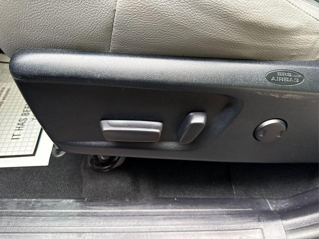 Photo of 2016 Magnetic Gray Metallic Toyota Tundra