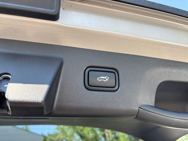 Photo of 2023 Shimmering Silver Hyundai TUCSON