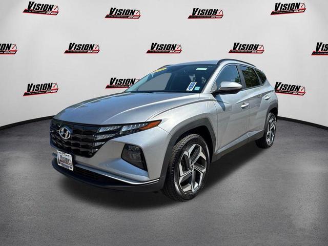 Photo of 2023 Shimmering Silver Hyundai TUCSON