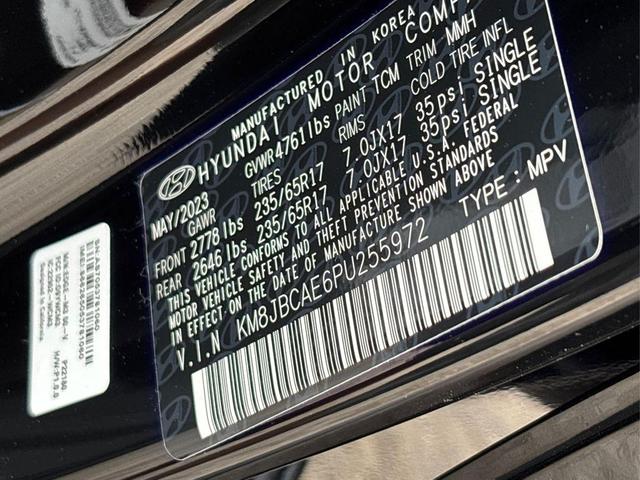 Photo of 2023 Phantom Black Hyundai TUCSON