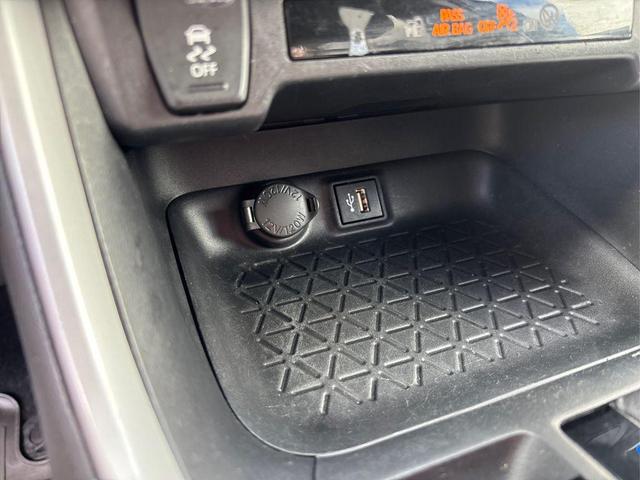 Photo of 2023 Magnetic Gray Metallic Toyota RAV4