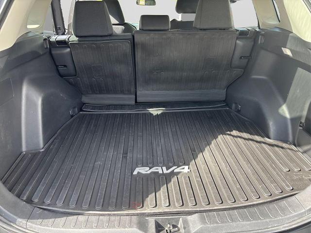 Photo of 2023 Magnetic Gray Metallic Toyota RAV4