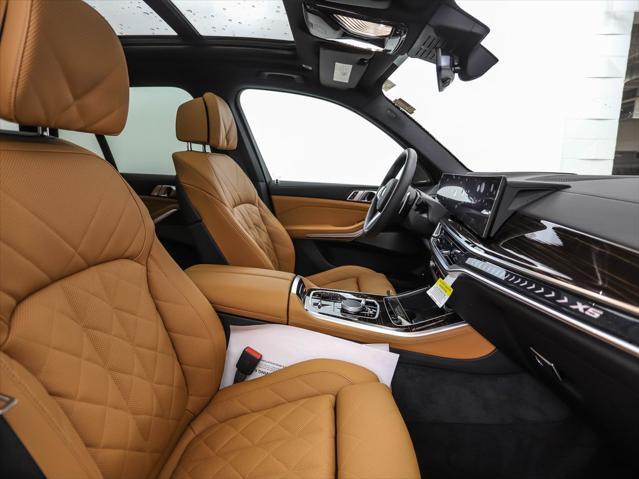 Photo of 2026 Black Sapphire Metallic BMW X5 PHEV