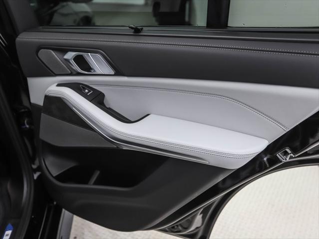 Photo of 2026 Black Sapphire Metallic BMW X5