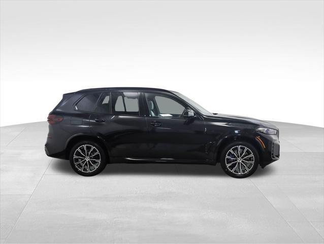 Photo of 2026 Black Sapphire Metallic BMW X5