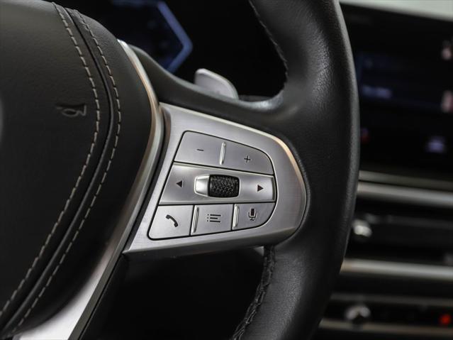 Photo of 2023 Black Sapphire Metallic BMW X7