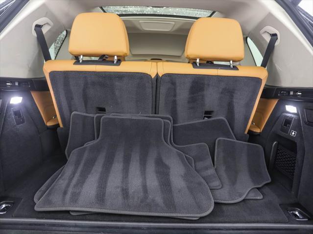 Photo of 2023 Black Sapphire Metallic BMW X7