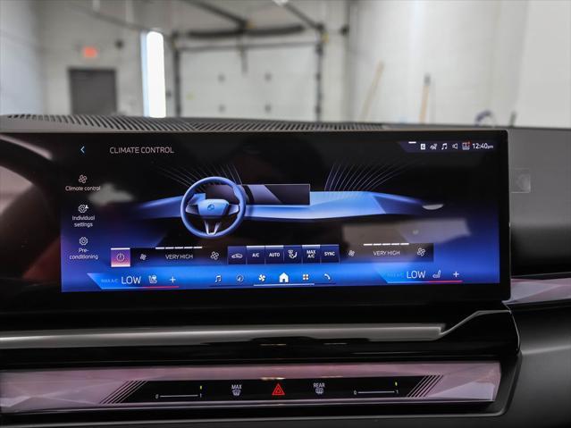 Photo of 2025 Phytonic Blue Metallic BMW i5