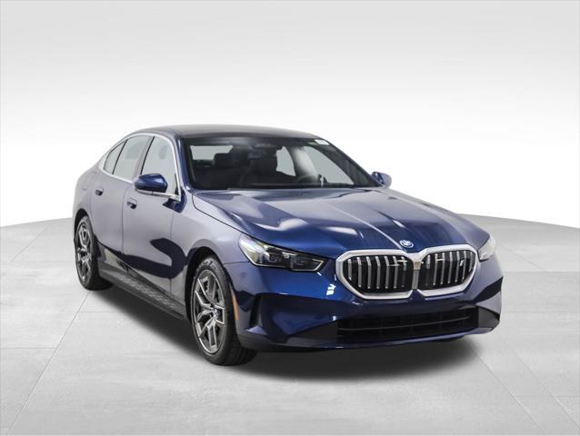 Photo of 2025 Phytonic Blue Metallic BMW i5