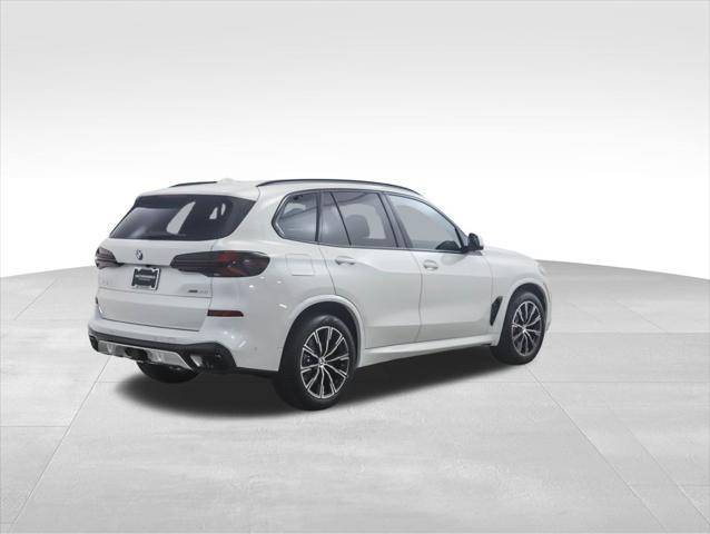 Photo of 2026 Mineral White Metallic BMW X5