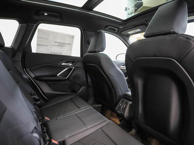 Photo of 2025 Mineral White Metallic BMW X1