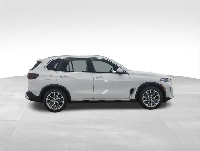 Photo of 2026 Alpine White BMW X5
