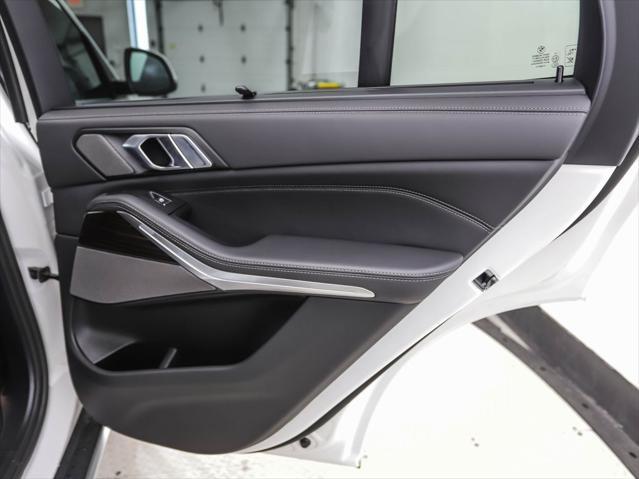 Photo of 2026 Alpine White BMW X5