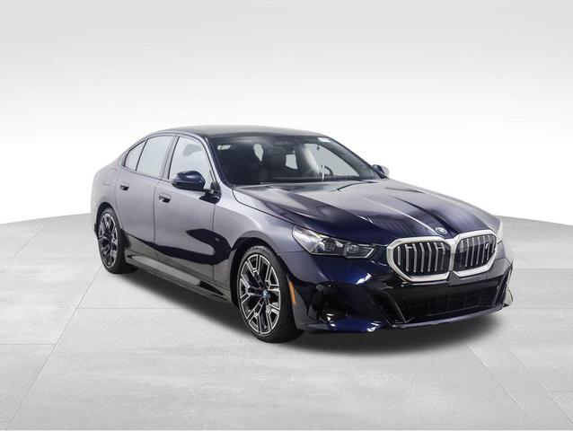 Photo of 2025 Tanzanite Blue II Metallic BMW i5