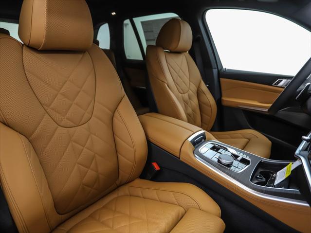 Photo of 2026 Mineral White Metallic BMW X5
