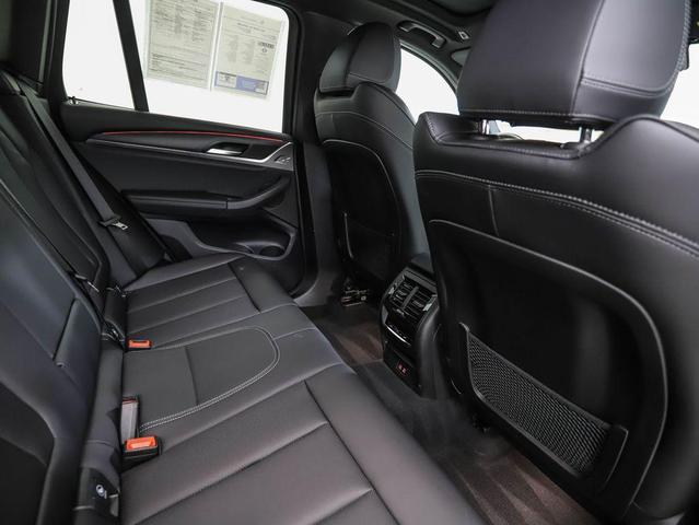 Photo of 2022 Black Sapphire Metallic BMW X3