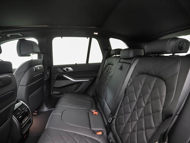 Photo of 2026 Black Sapphire Metallic BMW X5