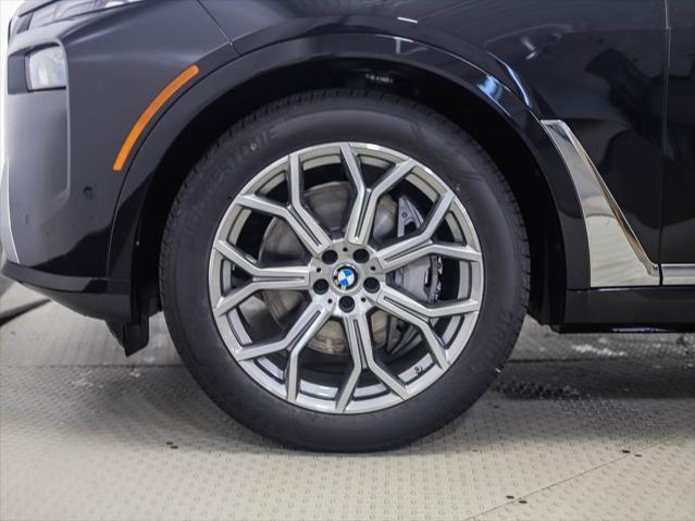 Photo of 2026 Black Sapphire Metallic BMW X7