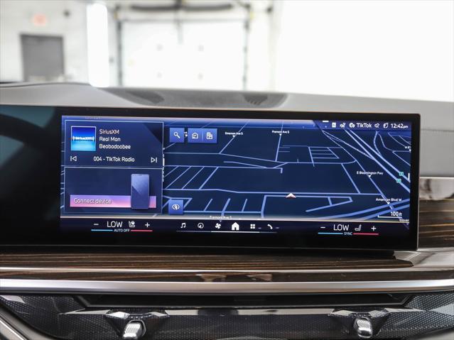 Photo of 2026 Black Sapphire Metallic BMW X7