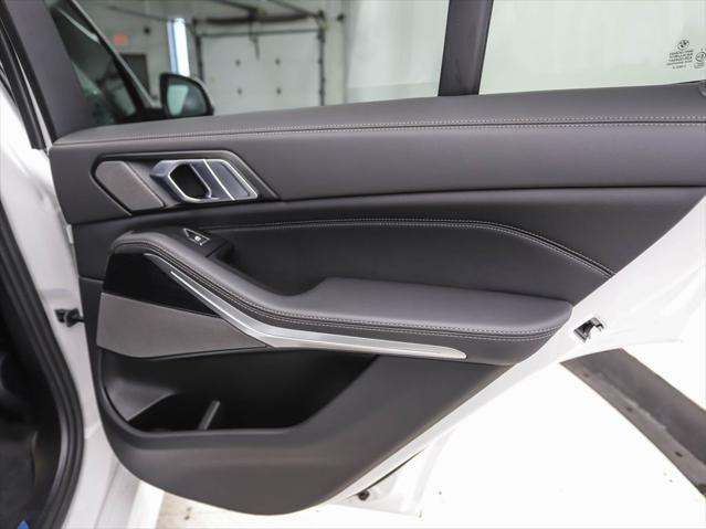 Photo of 2026 Mineral White Metallic BMW X5