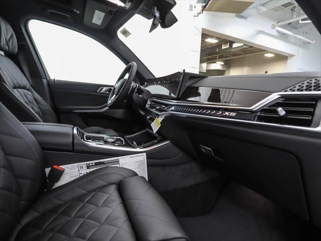 Photo of 2026 Black Sapphire Metallic BMW X5