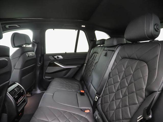 Photo of 2026 Black Sapphire Metallic BMW X5