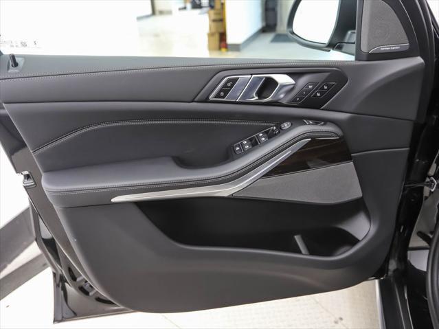 Photo of 2026 Black Sapphire Metallic BMW X5