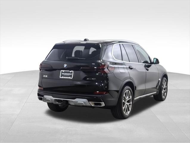 Photo of 2026 Black Sapphire Metallic BMW X5
