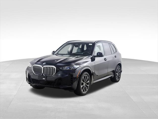 Photo of 2024 Carbon Black Metallic BMW X5