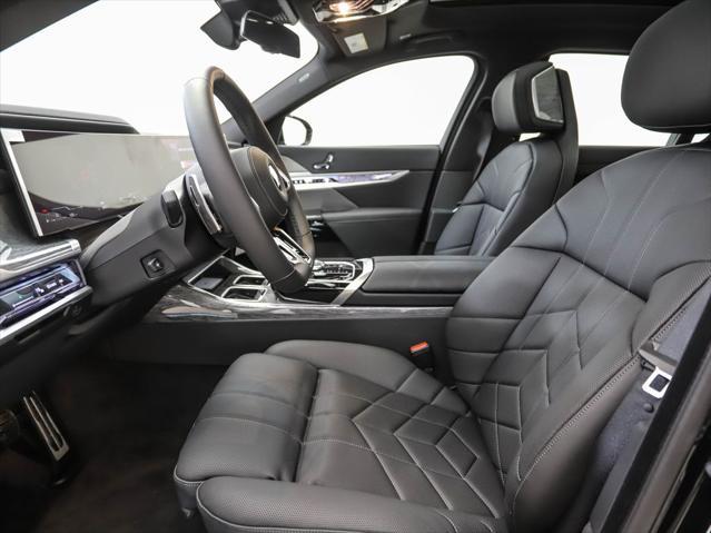 Photo of 2024 Black Sapphire Metallic BMW 760