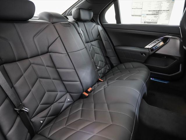 Photo of 2024 Black Sapphire Metallic BMW 760