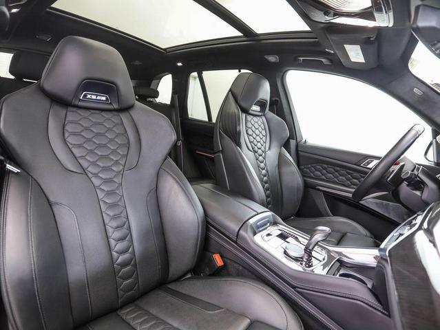 Photo of 2021 Black Sapphire Metallic BMW X5 M